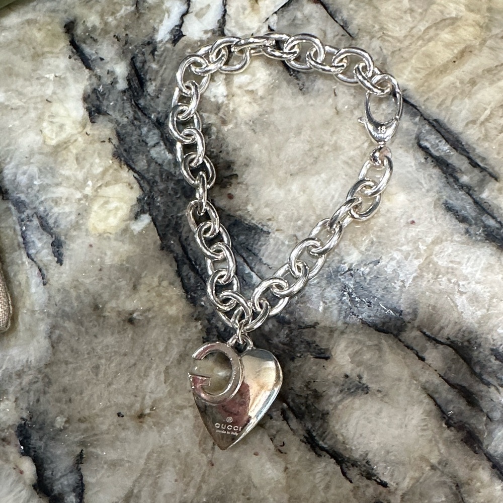 Gucci Silver Heart Charm Link Bracelet